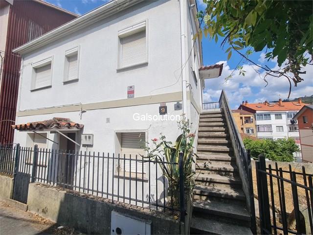 Casa o chalet en venta en Avenida de Buenos Aires, Universidad  - Ourense