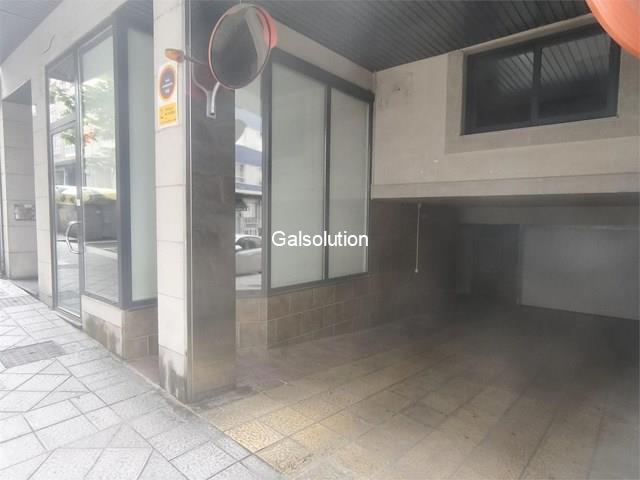 Local en Celso Emilio Ferreiro - Ourense