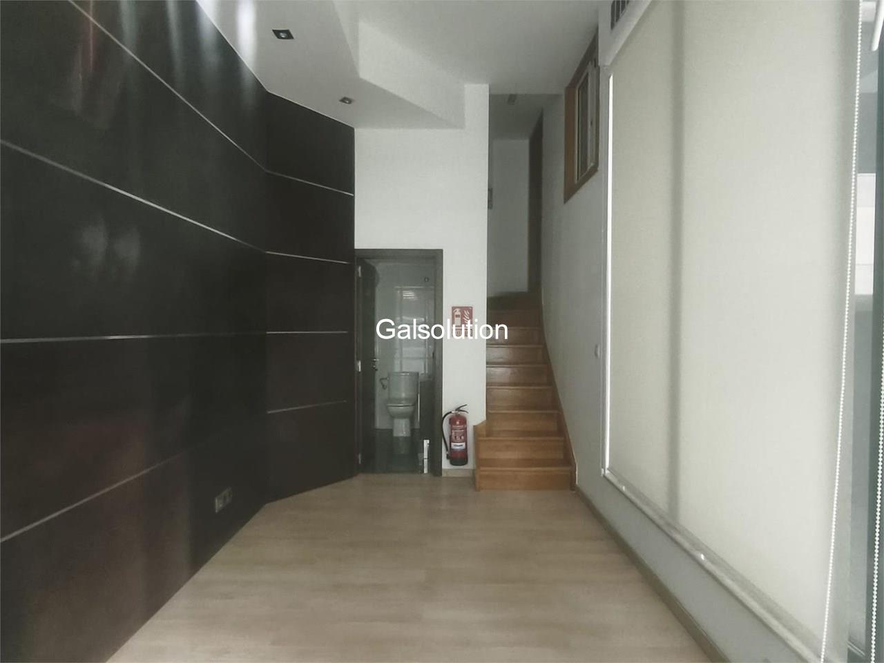 Foto 3 Local en Celso Emilio Ferreiro